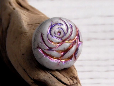 4 - 18mm CZECH OPAQUE BONE WHITE VOLCANO WASH CABBAGE ROSE FLOWER COIN BEADS