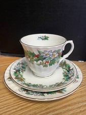 Fine Bone China Crown Victorian Staffordshire England Holly Tea Set 3271