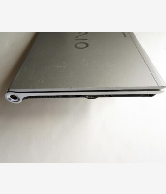 SONY VAIO Z VPCZ13ADZ Core i5-560M/4GB（2GB×2）/Win 10 Pro/GeForce