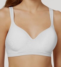42 Bali Women's White Comfort Revolution Wireless Smoothing Bra Size 40C