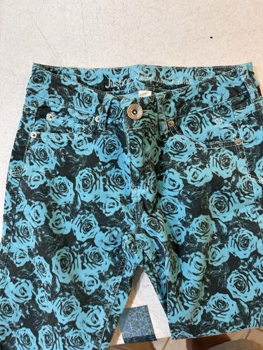 Justice Premium Jeans Girls Blue Rose Pattern Jeans Pants Size 14R - Picture 7 of 7