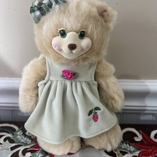 Fisher-Price Briarberry Mollyberry Cream Bear w Birthday Party, 1998, Very Clean