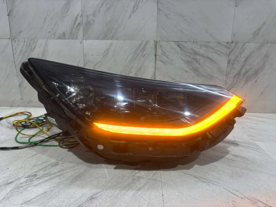 2020 2023 HYUNDAI SONATA HEADLIGHT OEM RIGHT PASSENGER LED PROJECTOR 92102-L5200 - Image 2 of 4