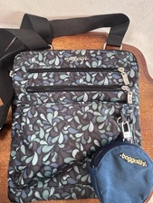 Baggallini Chelsea Crossbody Bag With Zipper Charm Petal Print Blue