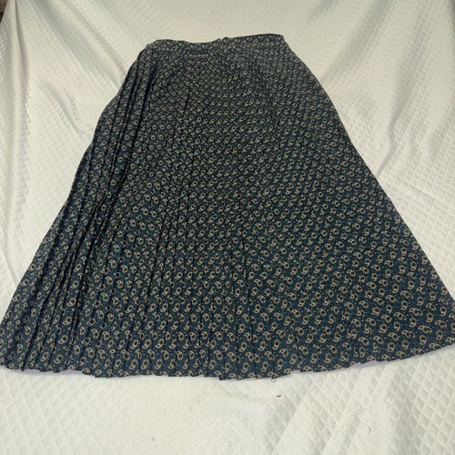 Jaeger, JAEGER Women's Green Below Knee Skirt, Size 8
