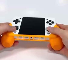 3D Printed Handhold Controller Stand Grip Protector For Powkiddy RGB30 rgb30