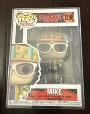 Funko POP Television Netflix Stranger Things Cali Mike mint #1298 w/ Protector