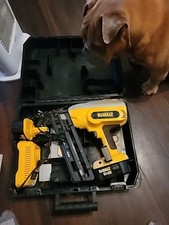 Dewalt DC618 Nail Gun 18v 2x Batteries, Charger and Box