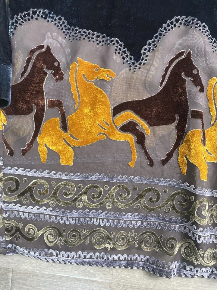 Vtg Creme de Silk Black Sheer Velvet Velour Shirt Horses Graphic Men’s Size Xl - Image 4 of 4