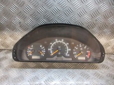 1997 MERCEDES C CLASS C250 TD W202 Elegance 4DR AUTO SPEEDOMETER 2025400848