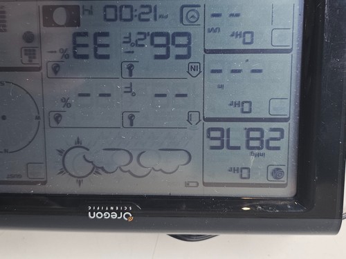 Oregon Scientific WMR200A Professional Weather Station Center Base w/Power Adapt - Picture 13 of 17
