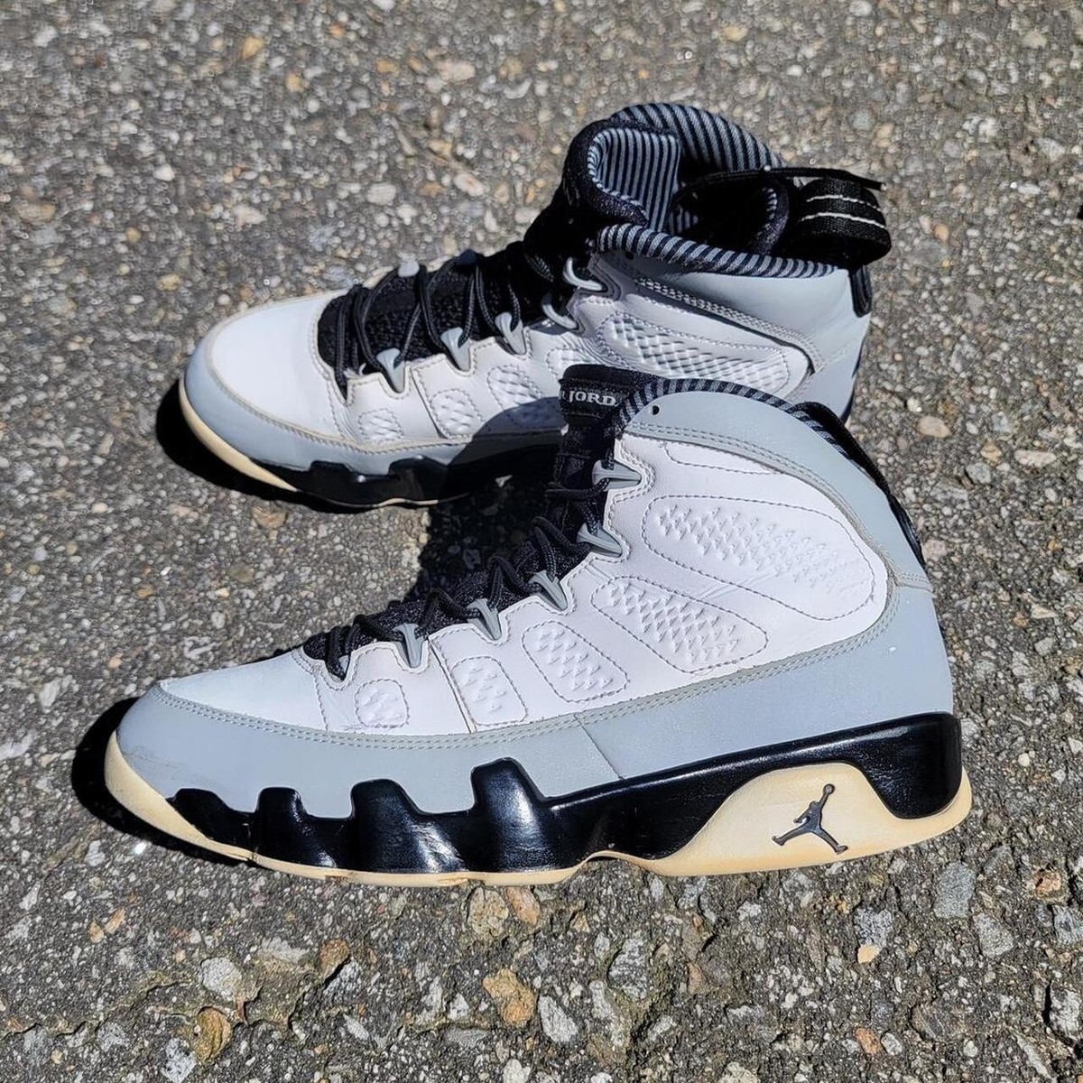 Nike Air Jordan 9 Retro “Barons” Black/White/Grey Sneakers