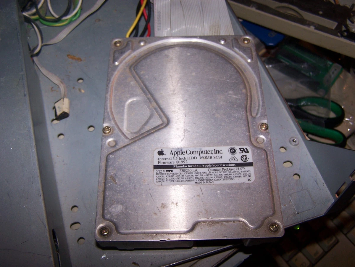Quantum SCSI - 1 Internal Hard Disk Drives 3.5 in Form Factor for