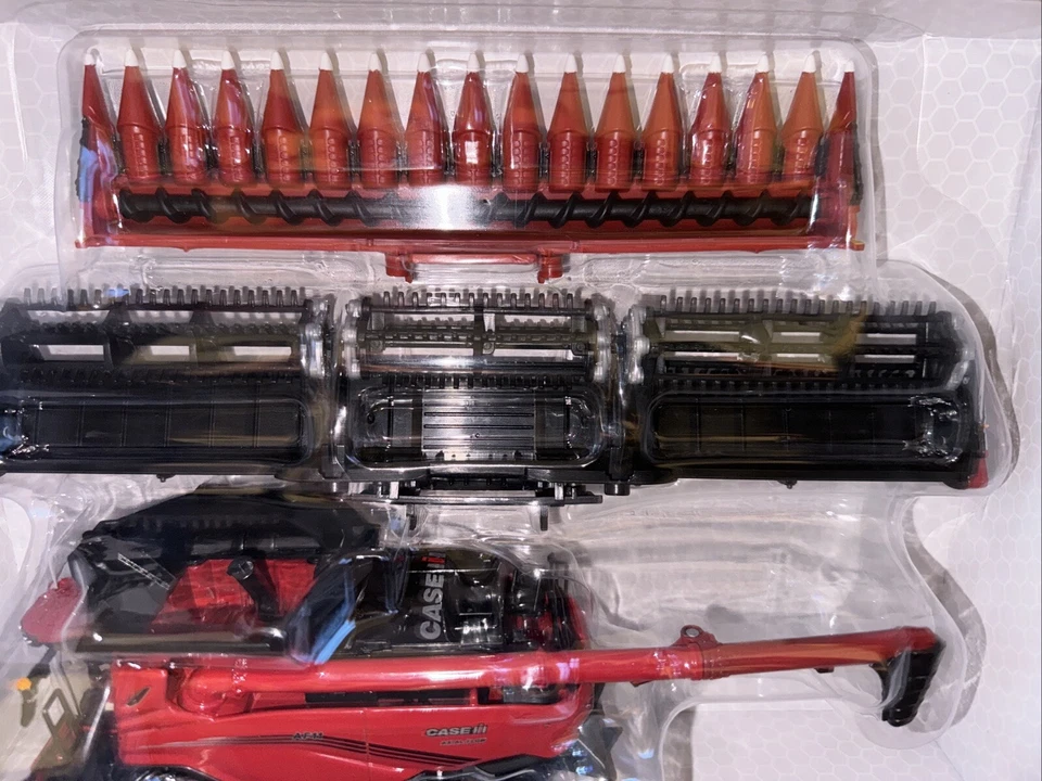 1/64 Scale Case IH Axial-Flow AF11 Combine Front Duals ERTL Prestige Die-cast - Image 4 of 4