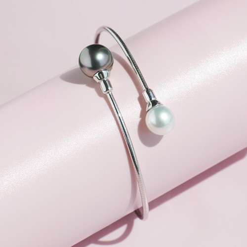 18K White Gold Bracelet,Black Tahitian & White South Sea Round Pearls Bangle - Picture 3 of 6