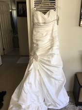 NWT David's Bridal Wedding Dress Strapless Ivory Organza Size 12 A-Line 599