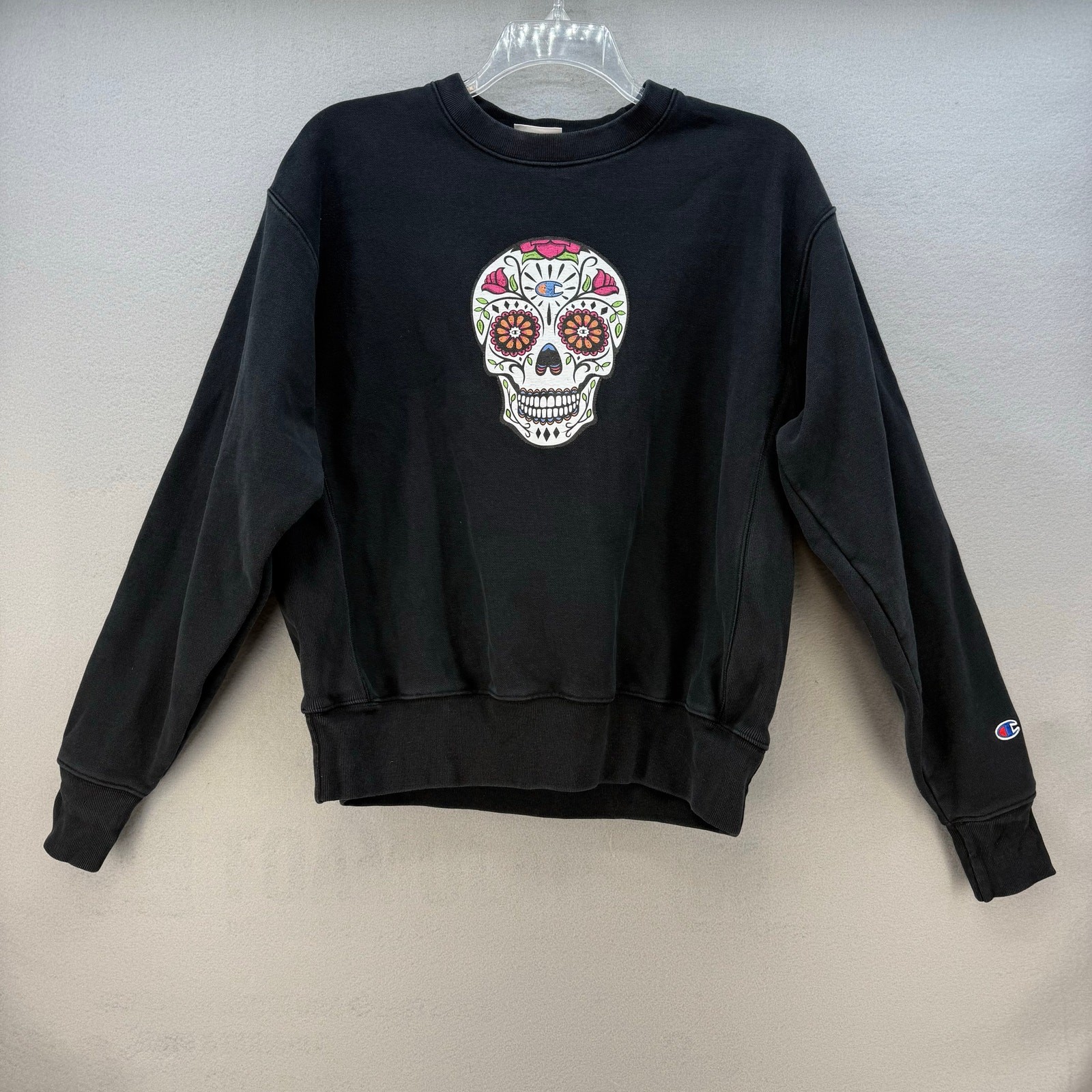 Champion Womens Black Sugar Skull Graphic Sweatshirt Cozy Grunge Style  -image