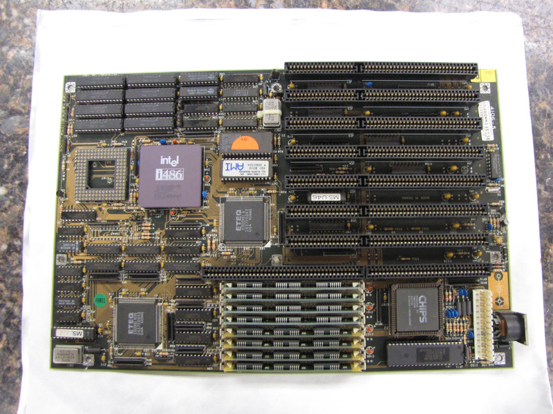 Vintage AMI BIOS 486 Motherboard w/ Intel i486 w/ 20MB Intel RAM -NN50