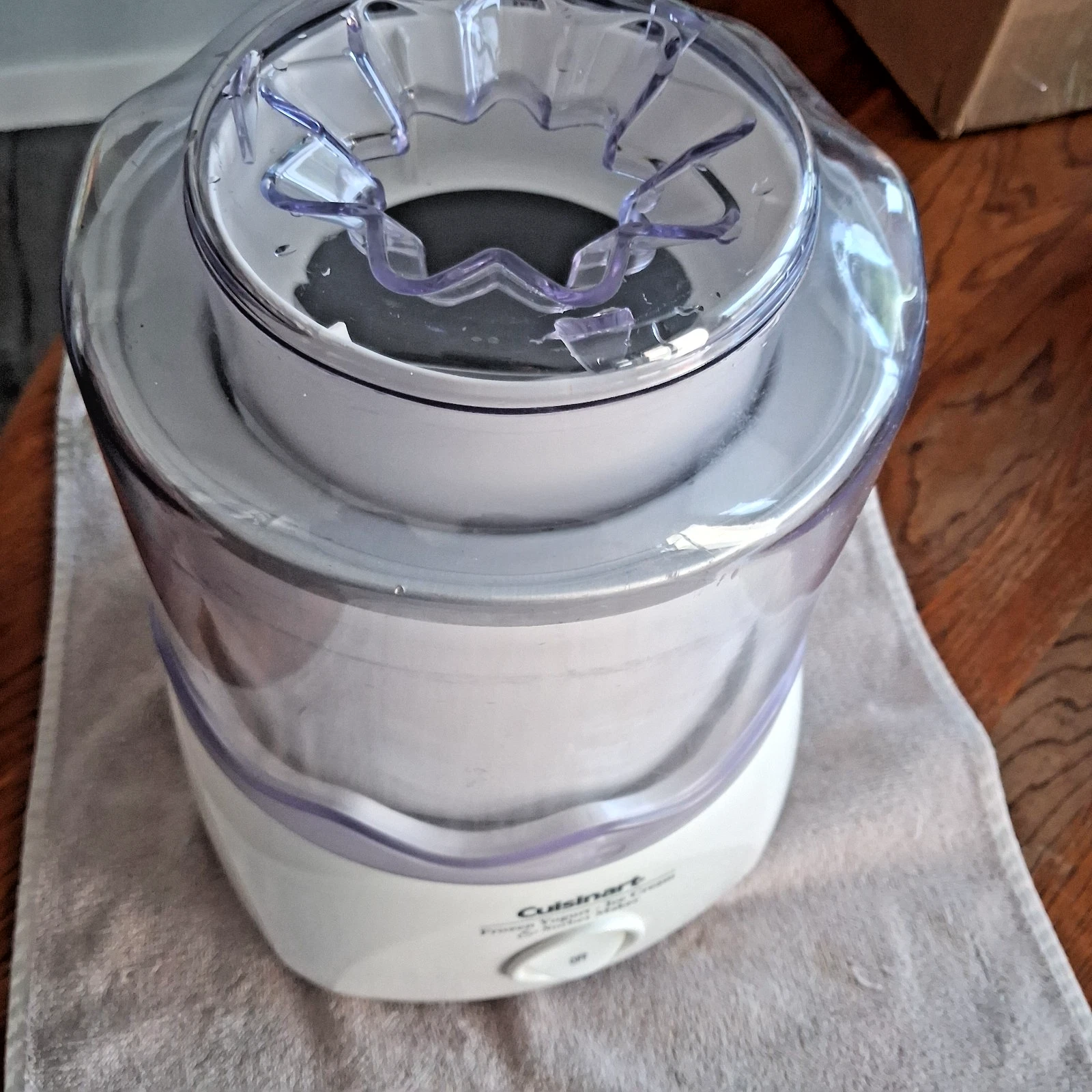 Cuisinart Ice Cream Frozen Yogurt and Sorbet Maker Model ICE-20
Opens in a new window or tab
