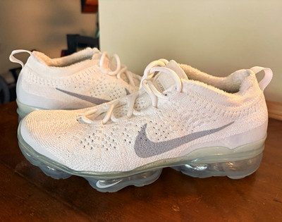 Nike Air VaporMax 2023 Pure Platinum/White athletic sneakers. New.