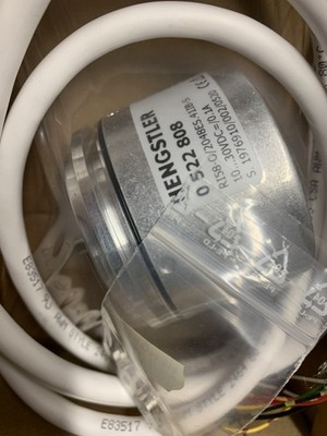 Hengstler RI58-O/2048ES.41IB-S Drehgeber Encoder neu OVP