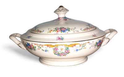 H&C Porcelain Hass-Czjzek Coronado Czech Covered Vegetable Serving Bowl Handles