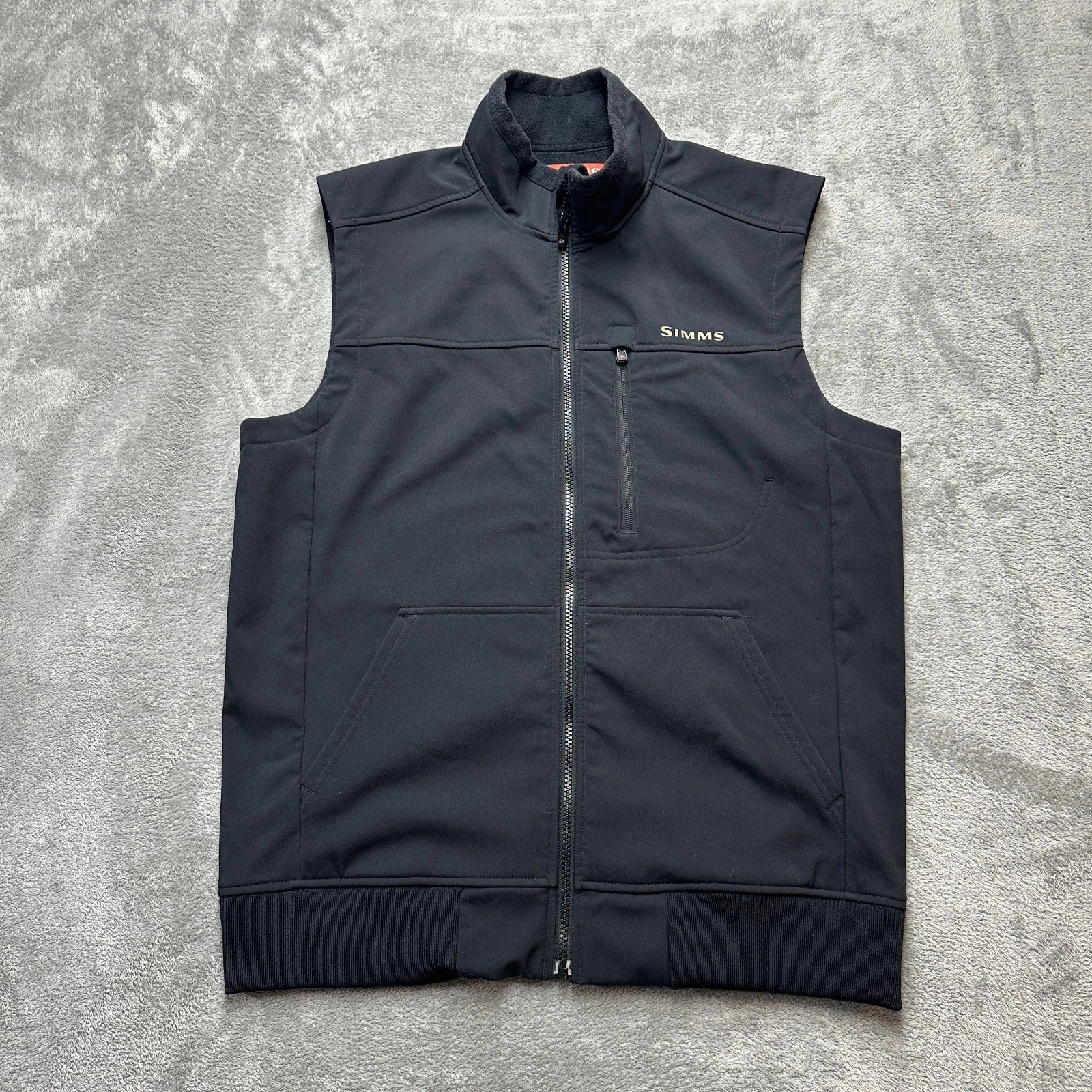 Simms Softshell Fishing Vest Mens Medium Black Windproof Water Resistant Outdoor
Opens in a new wind