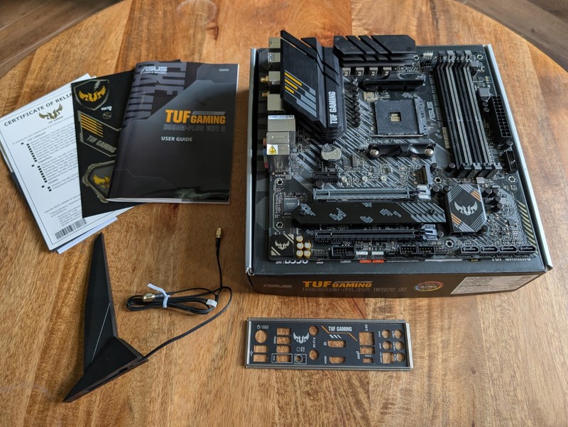 ASUS TUF GAMING B550M-PLUS WIFI II 2 - AM4 motherboard