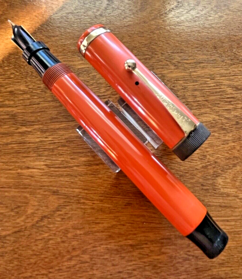 UNIQUE USA/DENMARK PARKER SENIOR DUOFOLD RED FOUNTAIN PEN THIN