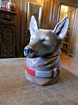 POT A TABAC CERAMIQUE OU BARBOTINE début 20ème " un beau chien loup " - Photo 1/4