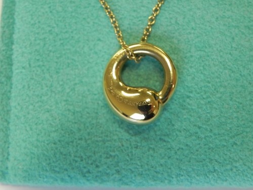 Tiffany & Co. x Elsa Peretti 18k Yellow Gold Eternal Circle Pendant Necklace