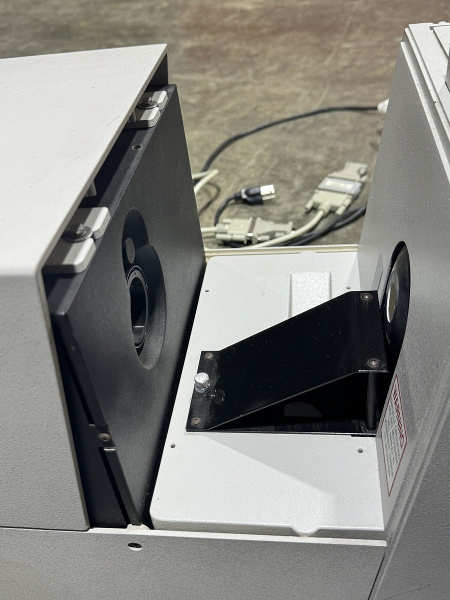 X-Rite Gretag Macbeth Color Eye 7000A Spectrophotometer CE7000A