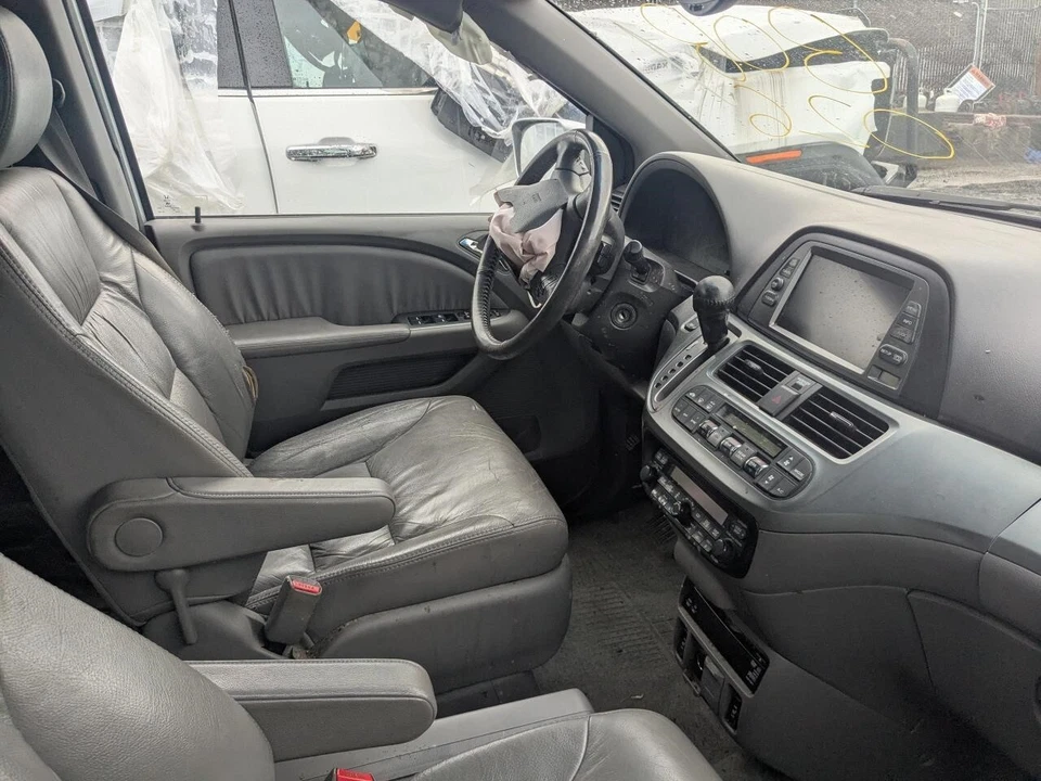 Manija de puerta interior usada se adapta a: Honda Odyssey 2010 grado A Foto 4 de 4