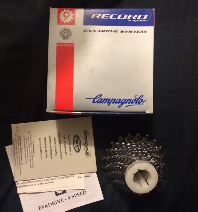 CHAINE CAMPAGNOLO RECORD 9 VITESSES, Argent