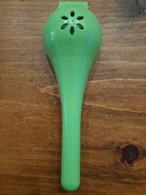 Cooking Concepts Green Lime Press Squeezer Citrus Lemon Juicer Drinks Cocktails