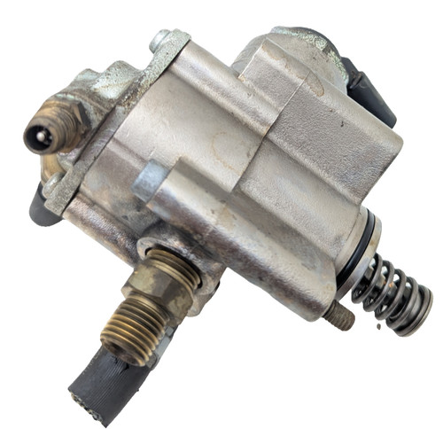 High Pressure Fuel Pump HPFP For VW Golf Seat Leon Audi A3 A4 Volkswagen 2.0l l4