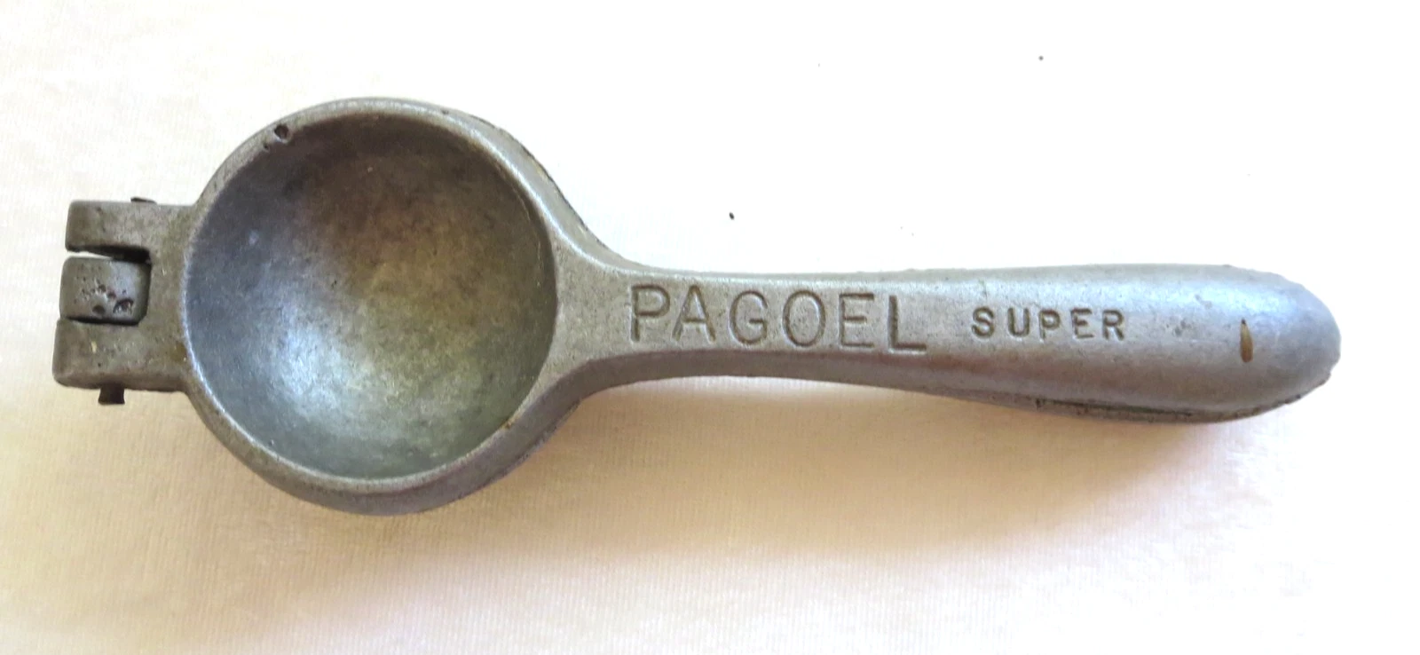 vintage Pagoel super lemon citrus hand held squeezer juicer Mexico
Opens in a new window or tab