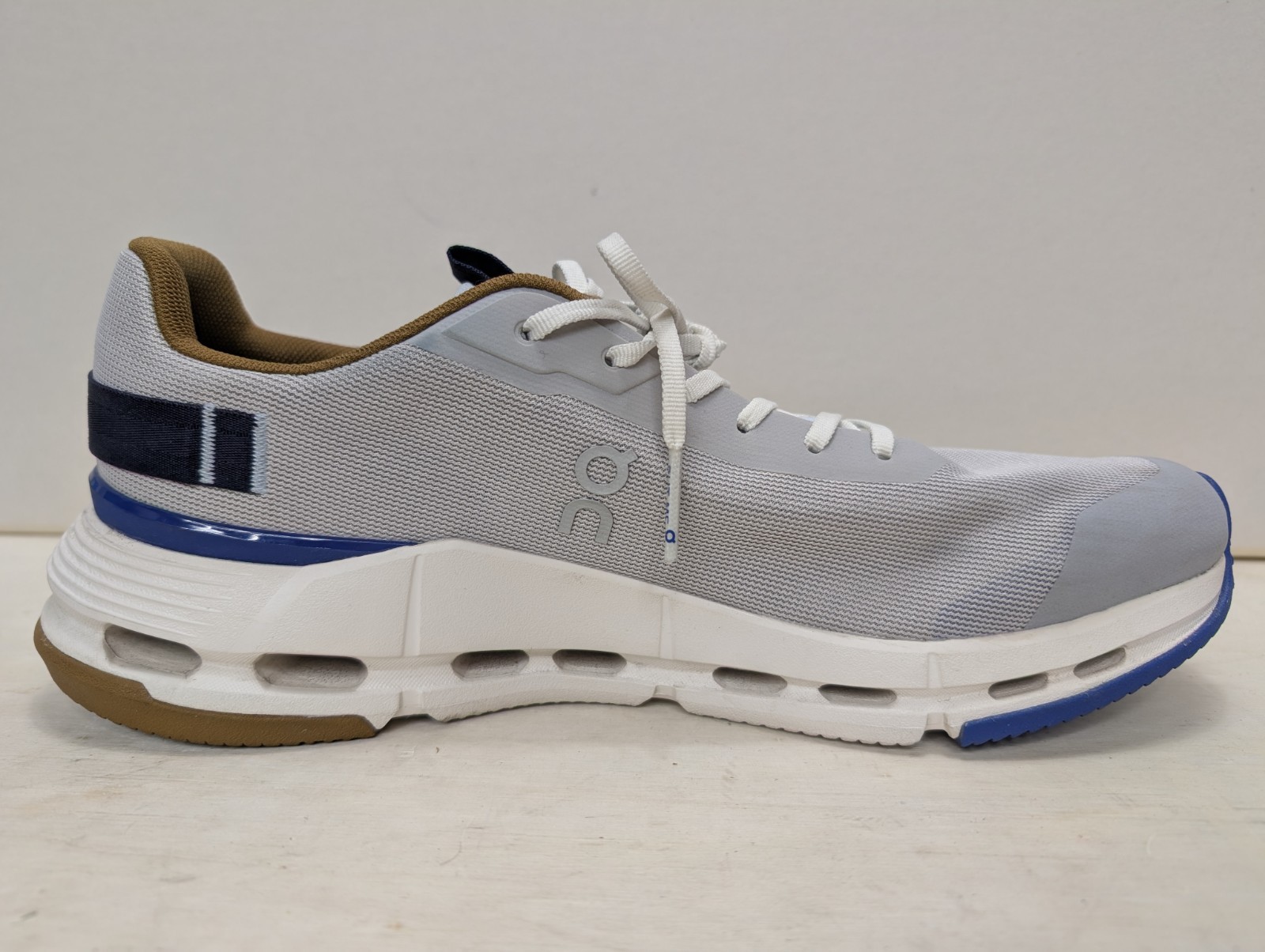 ON Cloud Cloudnova Form 2 Shoes Silver Heather Si… - image 5