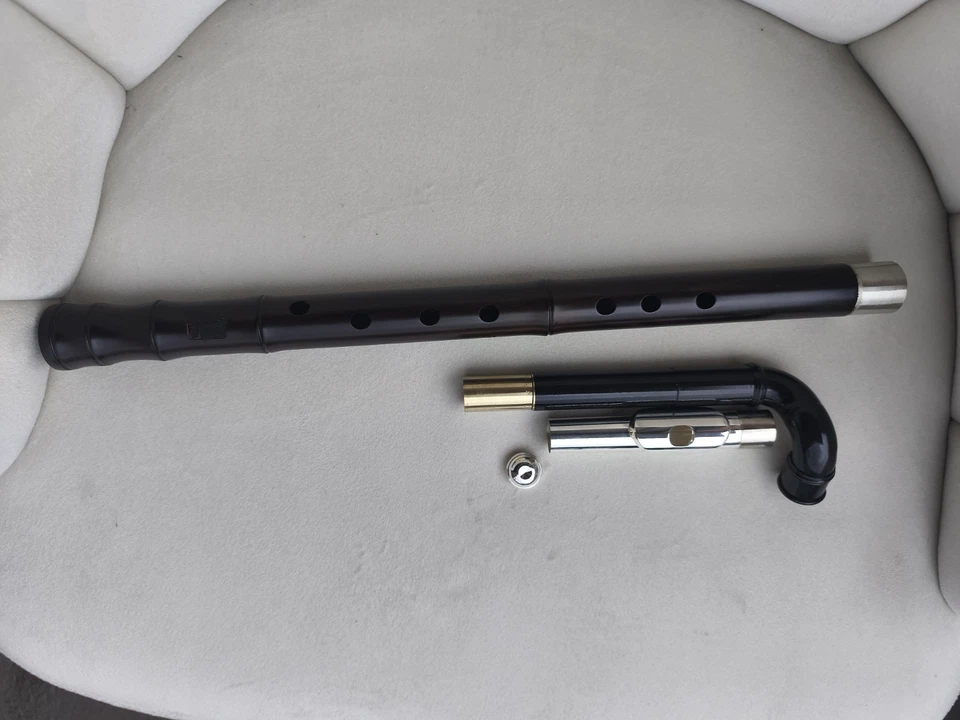 Flauta vertical profesional de palo de rosa en llave C Foto 2 de 4