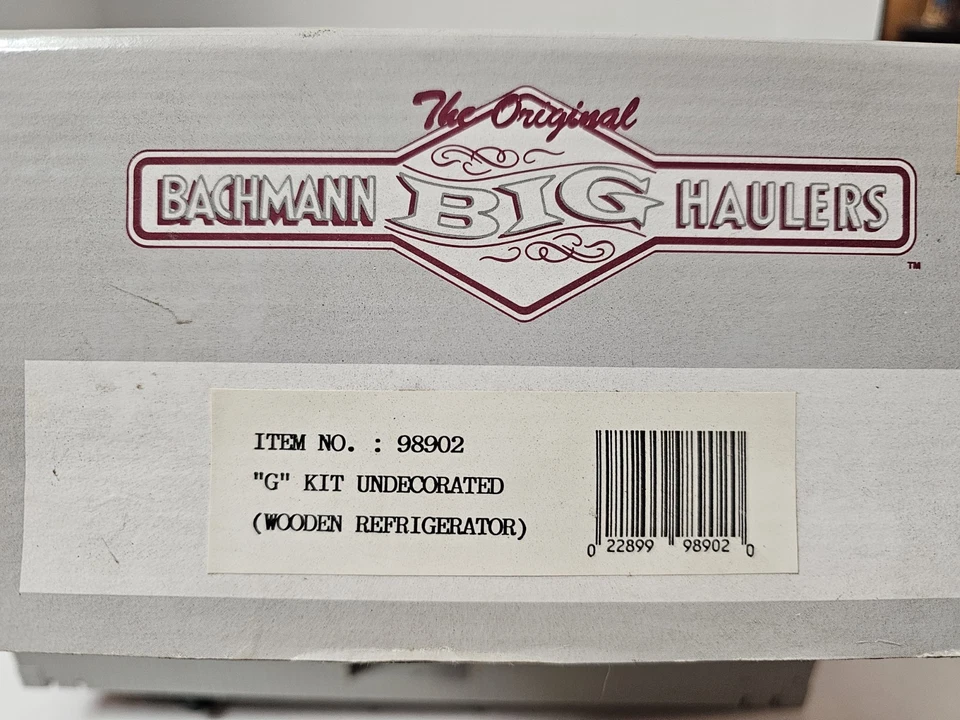 Bachmann 98902 G Scale Undecorated Wood Refrigerator with Metal Wheels - Image 2 of 4