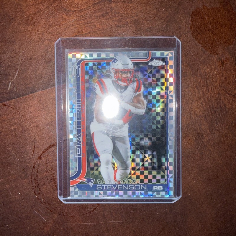 Topps 2025 Chrome Rhamondre Stevenson X-Fractor #210 New England Patriots NFL