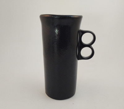 Bennington Pottery Vermont 6 1/4'' Black Double Finger Trigger Mug