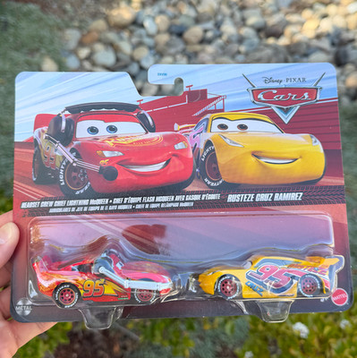 Disney Pixar Cars 2026 Headset Crew Chief Lightning McQueen Rust Eze Cruz 2 Pack