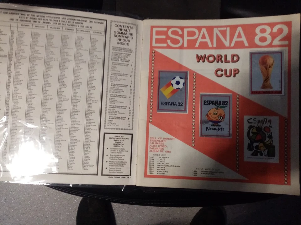 Superbe ALBUM COMPLET PANINI FOOTBALL COUPE DU MONDE ESPAGNE 82 BON ETAT - Photo 3/4