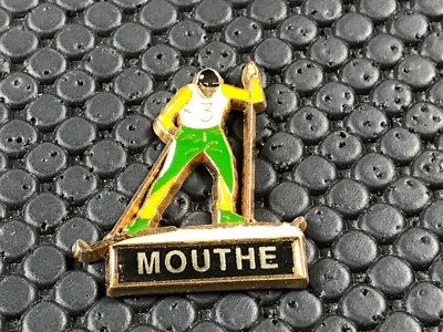  pine pins BADGE SPORT MOUNTAIN SKI BOTTOM MUSTHE SIGN MARTINEAU SAUMUR