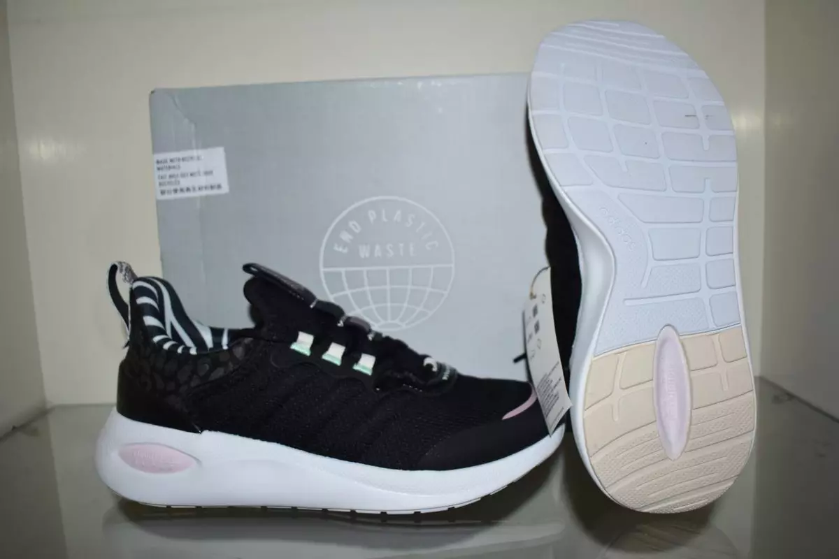 Adidas shoes sale price black colour