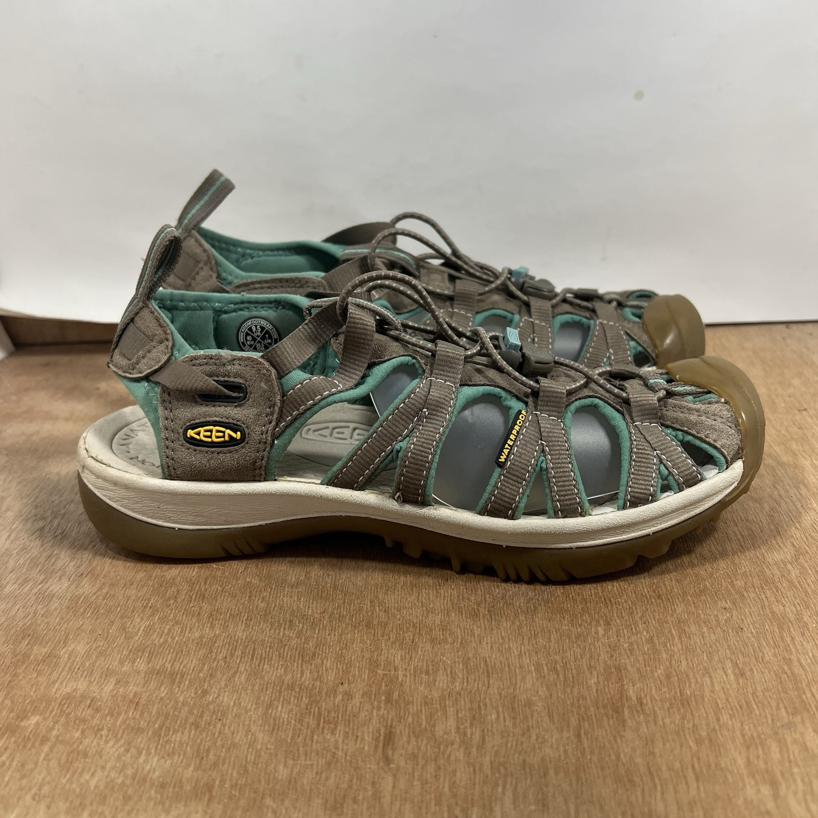 Sandali sportivi Keen Whisper donna taglia 9 5 verde marrone impermeabili pizzo elastico