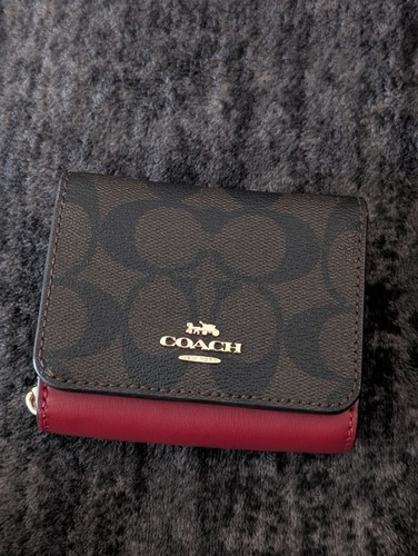 Luxury Coach Small Trifold Wallet Signature Canvas Brown Red Gold Leather 