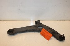 Triangle de suspension Mitsubishi COLT