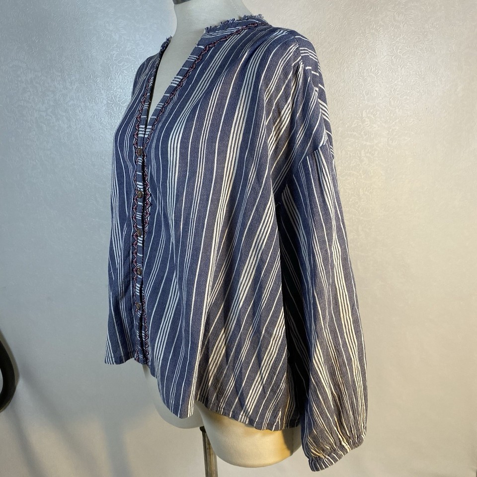 SUNDUS BLUE STRIPED BLOUSE